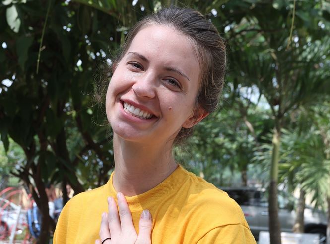 Những bóng hồng trên tàu sân bay Mỹ USS Carl Vinson